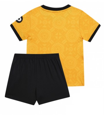 Wolves Hjemmebanetrøje Børn 2025-26 Kortærmet (+ Korte bukser)